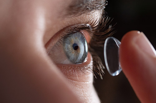 Using TriCare Vision for Contact Lenses In Arlington / Shirlington, VA